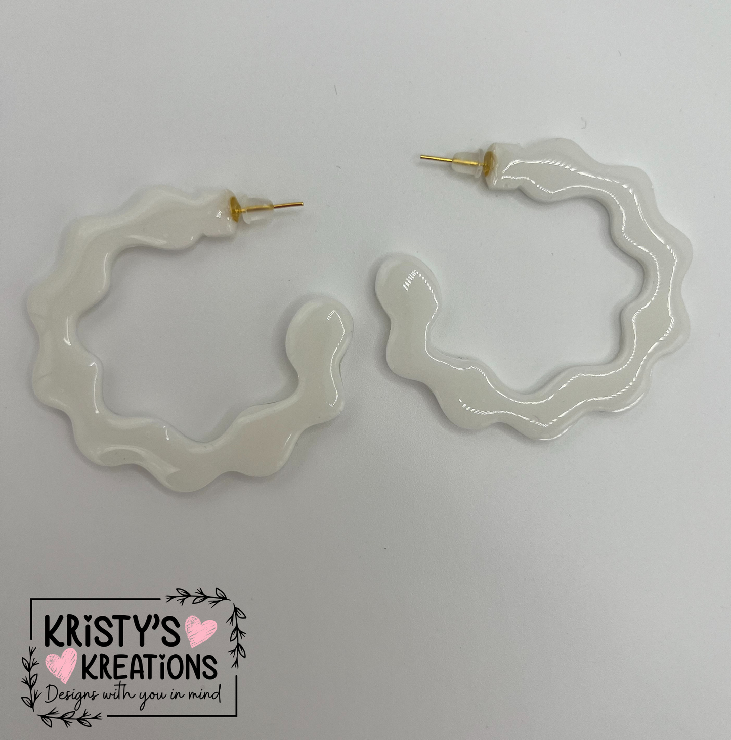Solid Scalloped Hoops